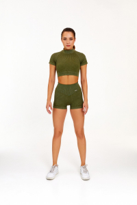 Obrázok pre Zoya dvojdielna súprava s rebrovaným tvarom v khaki zelenej farbe s krátkymi šortkami