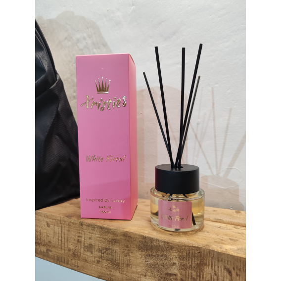 Obrázok pre Xristies Decant White Floral tyčinkový parfumový difuzér 37ml ( Táto vôňa pripomína Giorgio Armani My Way Parfum ). Odporúčame vyskúšať!